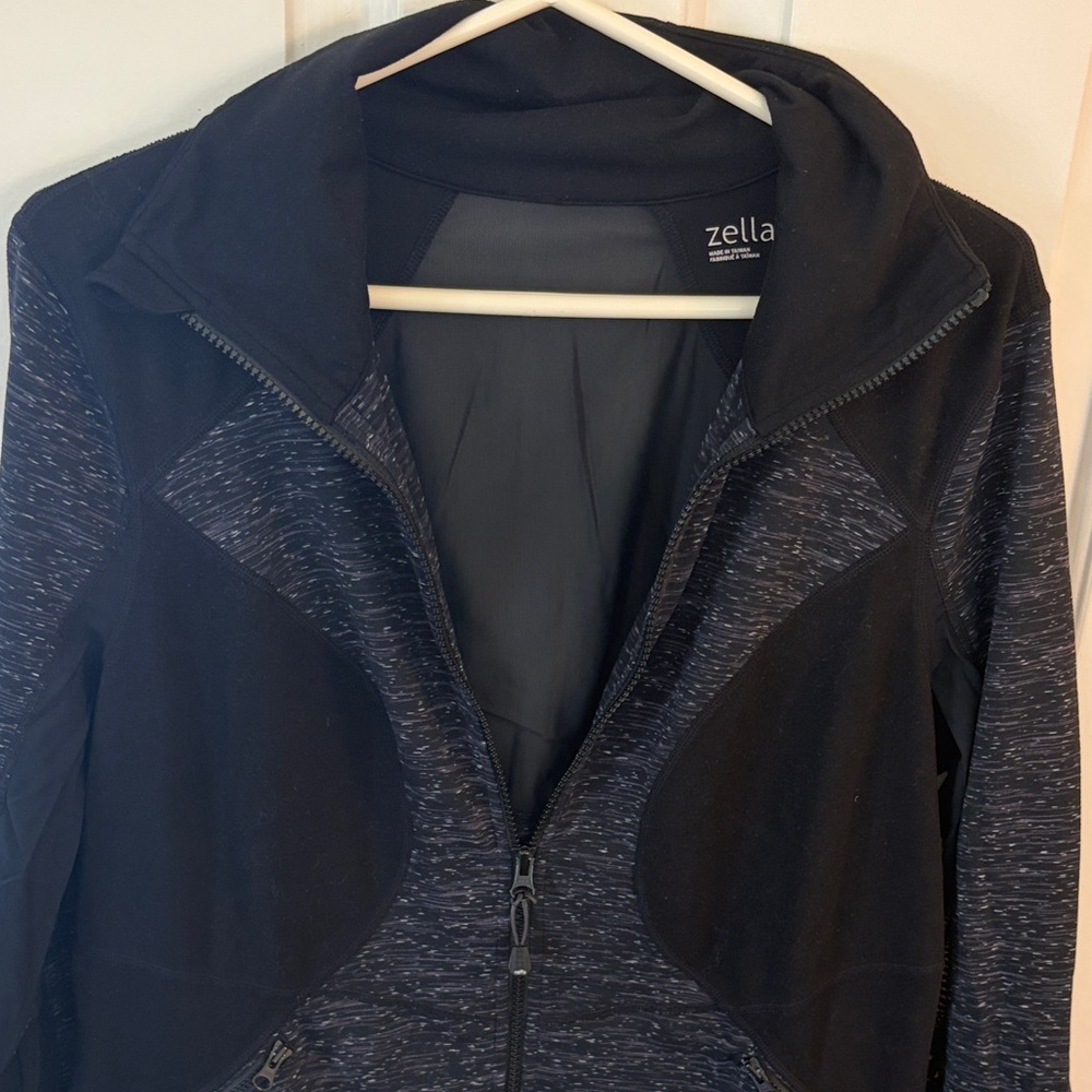 Zella Charcoal and Black Active Jacket